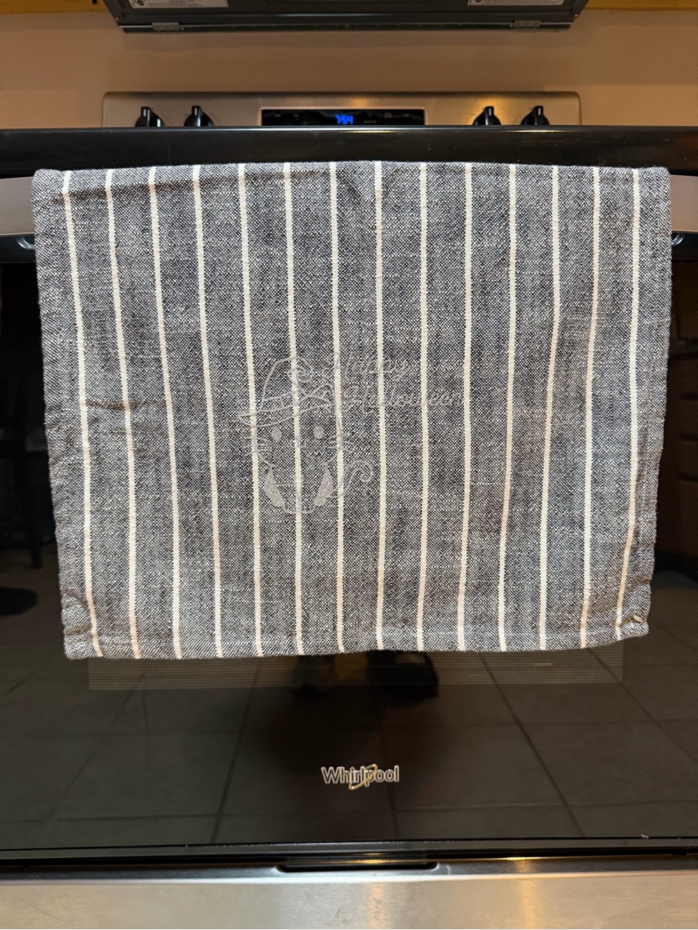 Striped Gray & White kitten 🐈‍⬛  🎃 Kitchen Towel